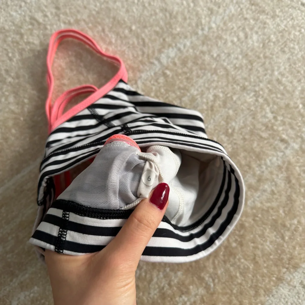 lululemon athletica stylish bralette